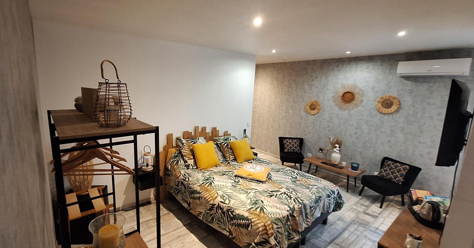 Chambres D'Hotes D'Aqui D'Aia Сен-Лоран-дю-Вар Екстер'єр фото